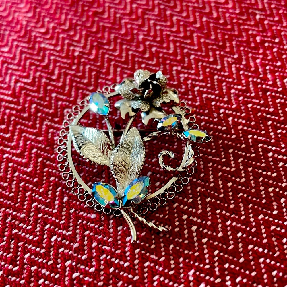 Star Art Brooch